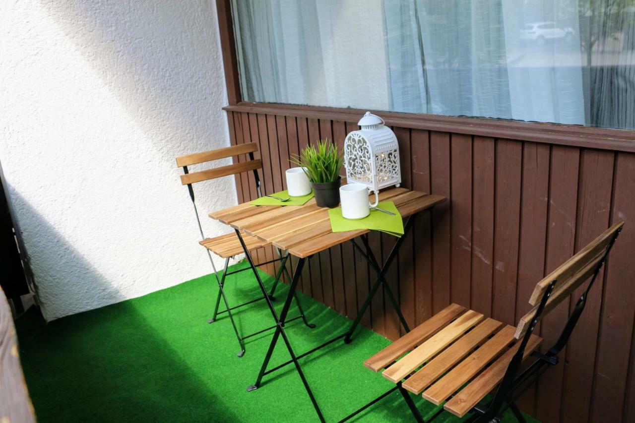 Green Wall Apartment Капрун Экстерьер фото