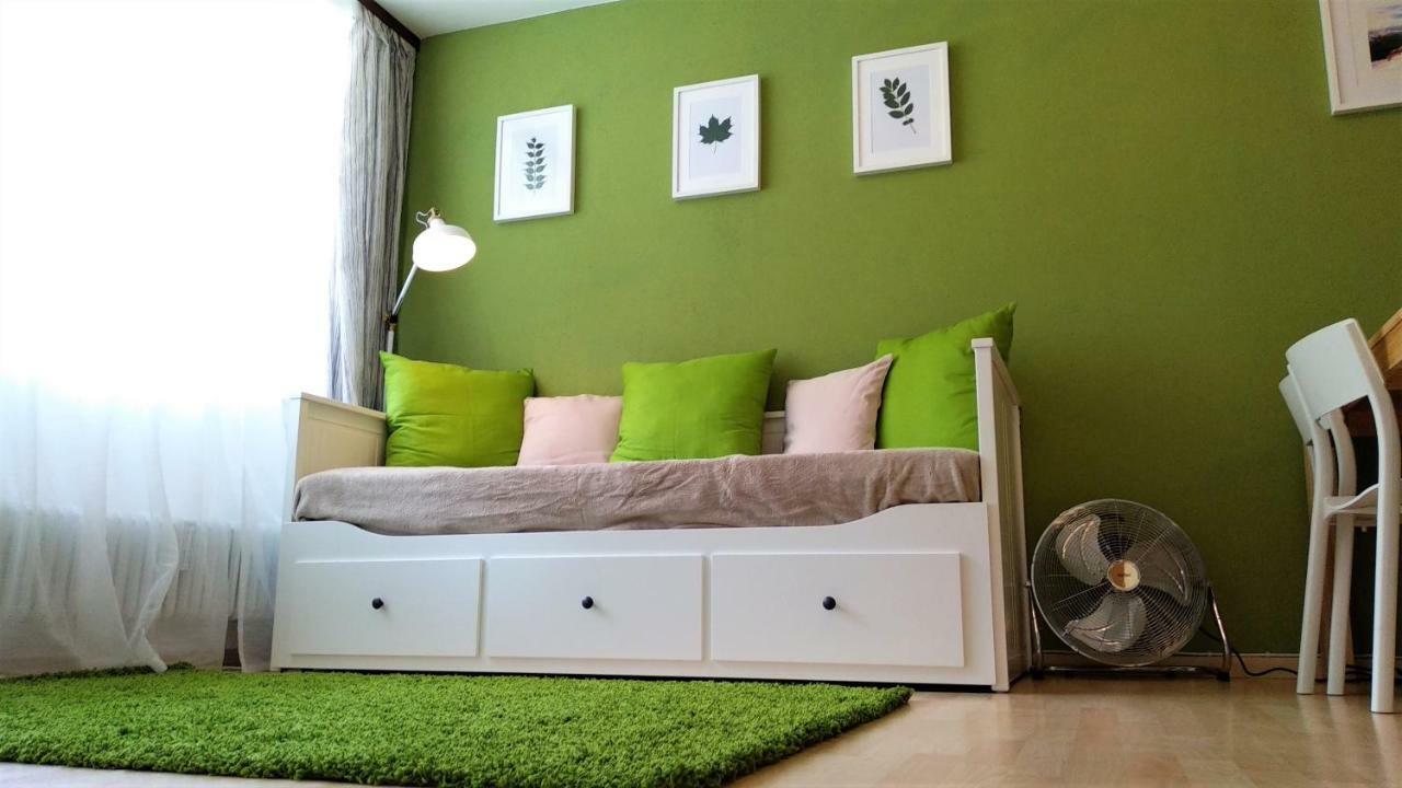 Green Wall Apartment Капрун Экстерьер фото